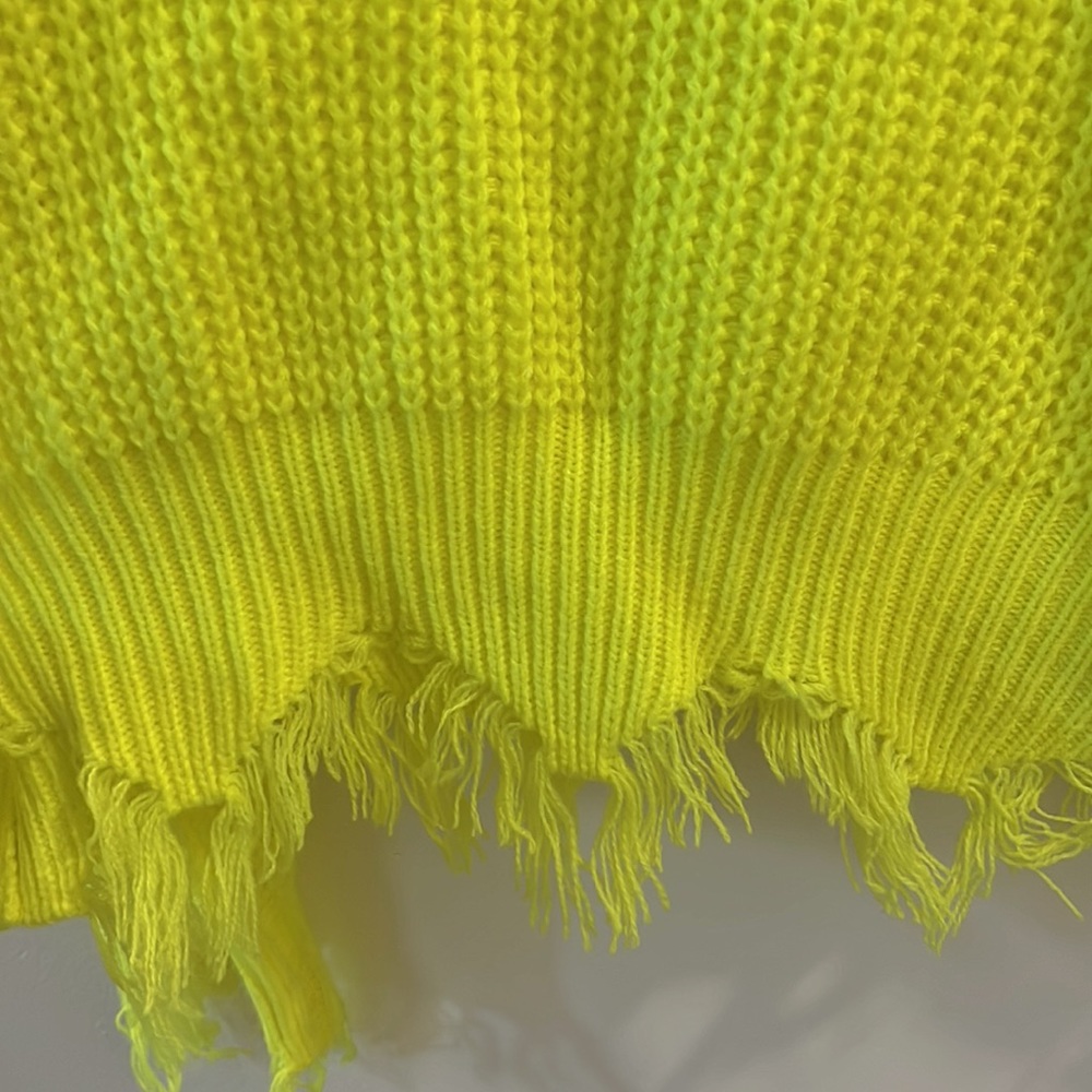 Sweater - Picture 2 of 4